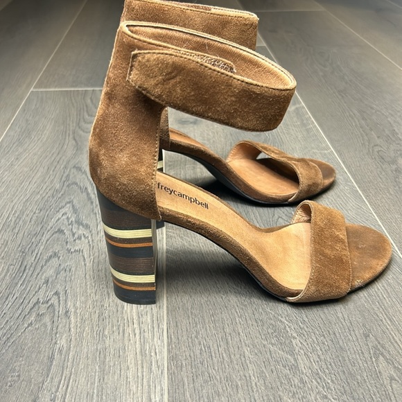 Jeffrey Campbell Lindsay Open Toe Brown Suede Striped Heels Size 9 - Picture 6 of 13